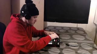 Looping with AKAI MPK Mini Play GarageBand 002 [upl. by Rosabel]