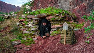 Building stone survival shelter in RED CANYONS  Catch and Cook crayfish found in the river [upl. by Garson798]