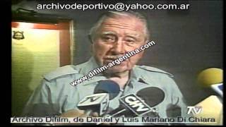 DiFilm  Pinochet defiende el servicio Militar Obligatorio en Chile  1996 [upl. by Anivas]