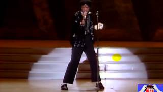 MICHAEL JACKSON FIRST MOONWALK [upl. by Aay568]