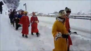 Sternsinger im tiefverschneiten Wallgau in Oberbayern [upl. by Nomzed381]