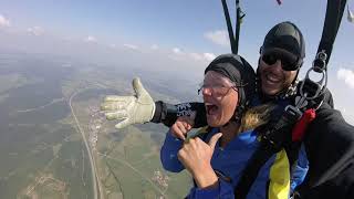 Tandemsprung von Michelle bei skydive nuggets in Leutkirch [upl. by Ashok]