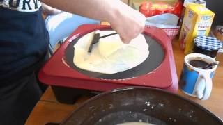 Test de la crépière Crêpes Créativ de Lagrange [upl. by Enirhtac750]