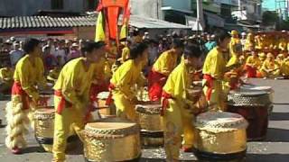 nghinh ong 2010 LIEN HUU DUONG 聯友醒獅金龍團 lion amp dragon dance [upl. by Akerehs]