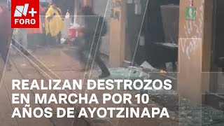 Marcha por 43 de Ayotzinapa Manifestantes causan destrozos en establecimientos  Las Noticias [upl. by Laenej119]