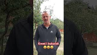 Kremi i bukurisë youtubeshorts shortvideo mili tali youtube milicomedy comedy funny clip [upl. by Inavihs]