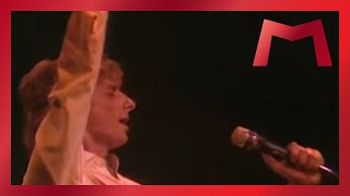 Barry Manilow  I Write The Songs Live from the 1984 BBC Special Manilow Magic [upl. by Ecenahs15]