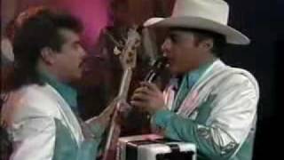 Los Tigres Del Norte  Los Dos Plebes En Vivo 1994avi [upl. by Gleason]