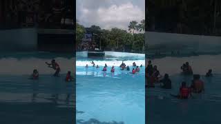 Ombak Tsunami Hawaii Waterpark Malang ada yang berani  🙌🏻🥲 shortsvideo berenang [upl. by Bee]