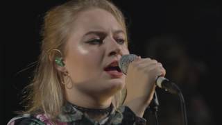 Låpsley  Falling Short Live on KEXP [upl. by Oiratno]