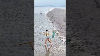 Tide Chasing  Fishing  Catching Fish at the Tides Edge  Qiantang River Tidal Bore Oct 18 [upl. by Aronek]