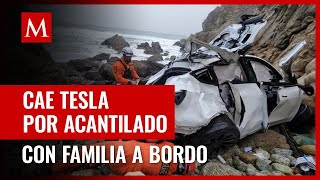 Familia que viajaba en un Tesla cae de acantilado de 75 metros en EU [upl. by Dennard]