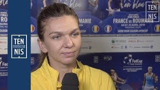 Fed Cup 2019  France  Roumanie  Simona Halep prête au combat   FFT [upl. by Eckel]