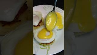 Perfect Poached Eggs in 3 Minutes [upl. by Lugo]