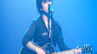 Green day  Good RiddanceTime of your life live in Montréal 2009 [upl. by Gweneth514]