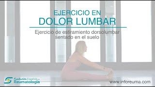 Dolor lumbar Ejercicio de estiramiento dorsolumbar sentado en el suelo [upl. by Ruhtracm]