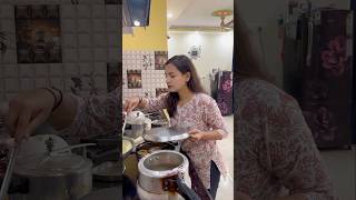 Gao se aane m bd ki craving🤤 nehabisht pahadi cooking pahadicuisine ytshorts glassskin [upl. by Yarw354]