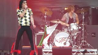 The Struts Opener for The Rolling Stones  Live in Zürich  Primadonna New Song  20092017 [upl. by Younger]