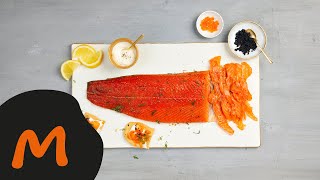 Saumon gravlax à la crème de raifort – Recette Migusto [upl. by Nadler52]