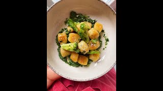 GNOCCHI rosolati in PADELLA Con pesto di cime di rapa acciughe e pecorino 💚 [upl. by Foscalina]