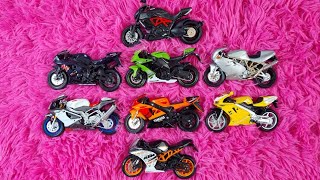 • ON A PINK CARPET MINIATURE TOY MOTORCYCLES ABOUT A COMPLETE REVIEW [upl. by Maximilian]