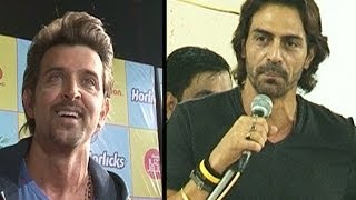 Hrithik Roshan amp Arjun Rampal meet at their kids school event [upl. by Karylin]