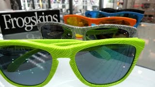 Oakley FROGSKINS FINGERPRINT Collection OO9013 5 Color [upl. by Luoar]