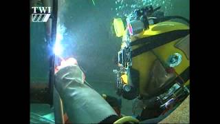 Wet underwater manual metal arc MMA welding [upl. by Nahsar]