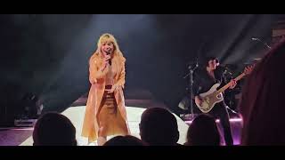 Paloma Faith Live Manchester  Sweatpants [upl. by Eillam]