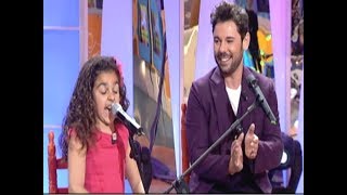 Miguel Poveda y Claudia la Chispa cantan Alfileres de colores [upl. by Desdamonna]