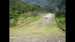 Cessna Caravan Landing Angguruk Yalimek Papua [upl. by Lull]