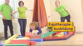 Ergotherapie Ausbildung DöpferSchüler in der Praxis mit Kindern [upl. by Stoll]