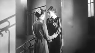 Deutsches Weihelied aus dem Film „Mädchen in Uniform“ 1931 „Stimmt an mit hellem hohen Klang“ [upl. by Zarla479]