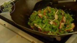 KOKEN MET PUCK  Rijst met gesneden boontjes en gerookte KIP Low Kcal 2014 [upl. by Submuloc327]