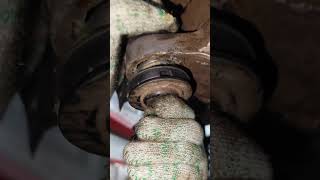 Toyota Land cruiser front Wheel Differential Bush Sound Replace Bush [upl. by Tare]