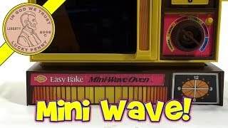 1978 Betty Crocker Easy Bake Mini Wave Oven Kenner  Brownies amp Sugar Buttons [upl. by Palmore]