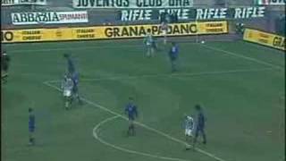 Gol di Alex Del Piero in JuveFiorentina 04121994 [upl. by Ardiek398]