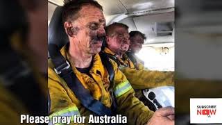 Australia Fires Emotional Moments  Heartbreaking Pics Capture Devastation Australia Bushfires [upl. by Aerdnaz259]