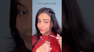 hair highlights hack with lipstick 😱shorts short shortvideo hair highlights hairhighlights [upl. by Ainahtan401]