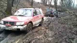 Subaru Forester pulls Land Rover Discovery [upl. by Lacefield347]