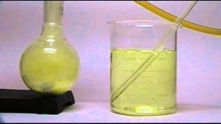 Use chemistry to remove the yellow from old plastic Not Retr0bright [upl. by Vaios452]