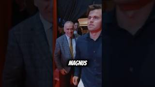 Garry Kasparov Eski Öğrencisi Magnus Carlsen’i KAPIDA KARŞILADI [upl. by Senaj]