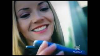 Spot Omnitel Vodafone con Megan Gale 1999 [upl. by Yrdnal]