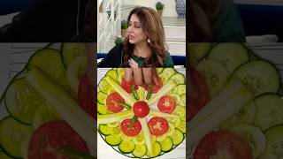 😮Farah Nadeem ne btayi salad 🥗 decorations how to make salad shorts youtubeshorts viralvideo [upl. by Navanod591]