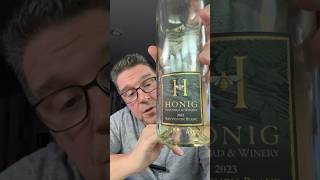 1 Minute Wine ReviewHonig Sauvignon Blanc [upl. by Longwood]