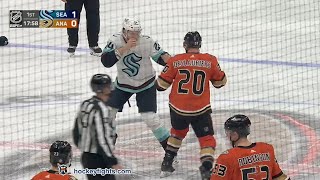 Jamie Oleksiak vs Nicolas Deslauriers Feb 11 2022 [upl. by Ynomrah]