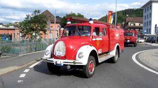 Grosseinsatz Feuerwehr Oldtimer Ausfahrt Einsiedeln  Wollerau 2852011 [upl. by Annibo]