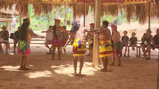 🇵🇦 Panamanian Embera tribal women dancing 🇵🇦 [upl. by Nawed]