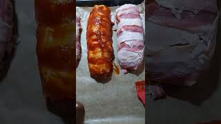 Bacon Bomb ist mit Speck umwickeltes Hackfleisch [upl. by Amadas189]