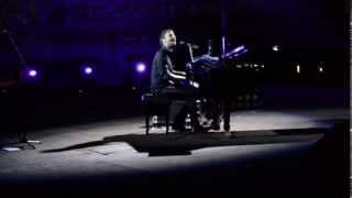 Cesare Cremonini  Vieni A Vedere Perchè  Concerto al Pianoforte  Taormina [upl. by Gujral]